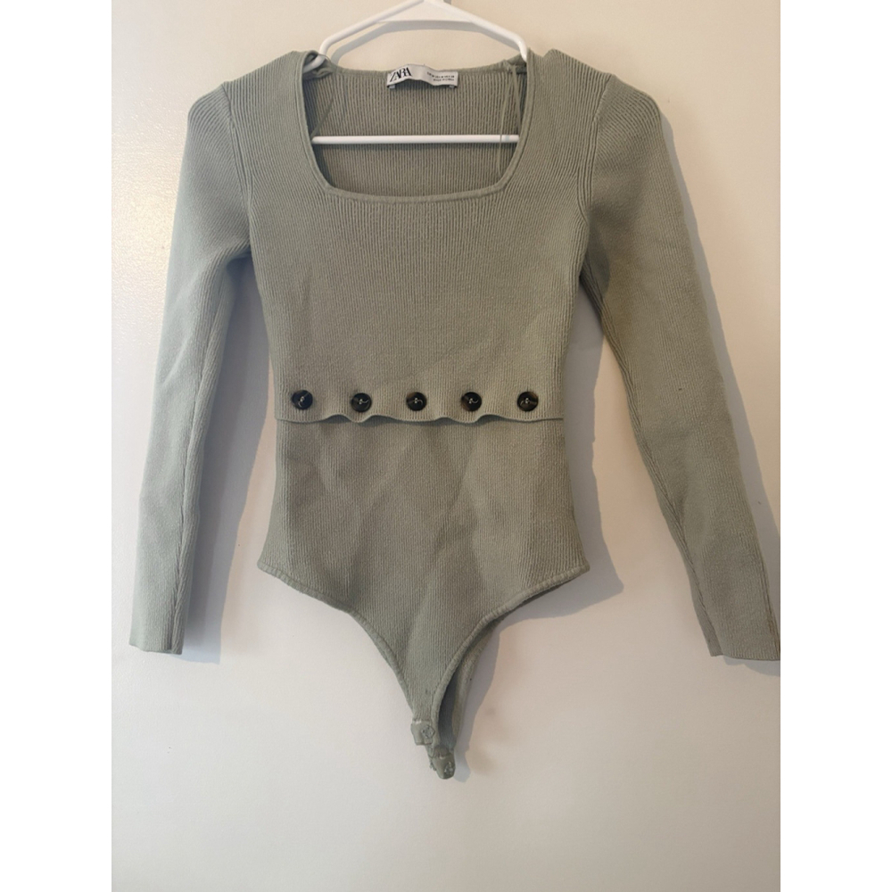 Zara Sage Green Ribbed Knit Bodysuit Square Neck Button Detail Long Sleeve M